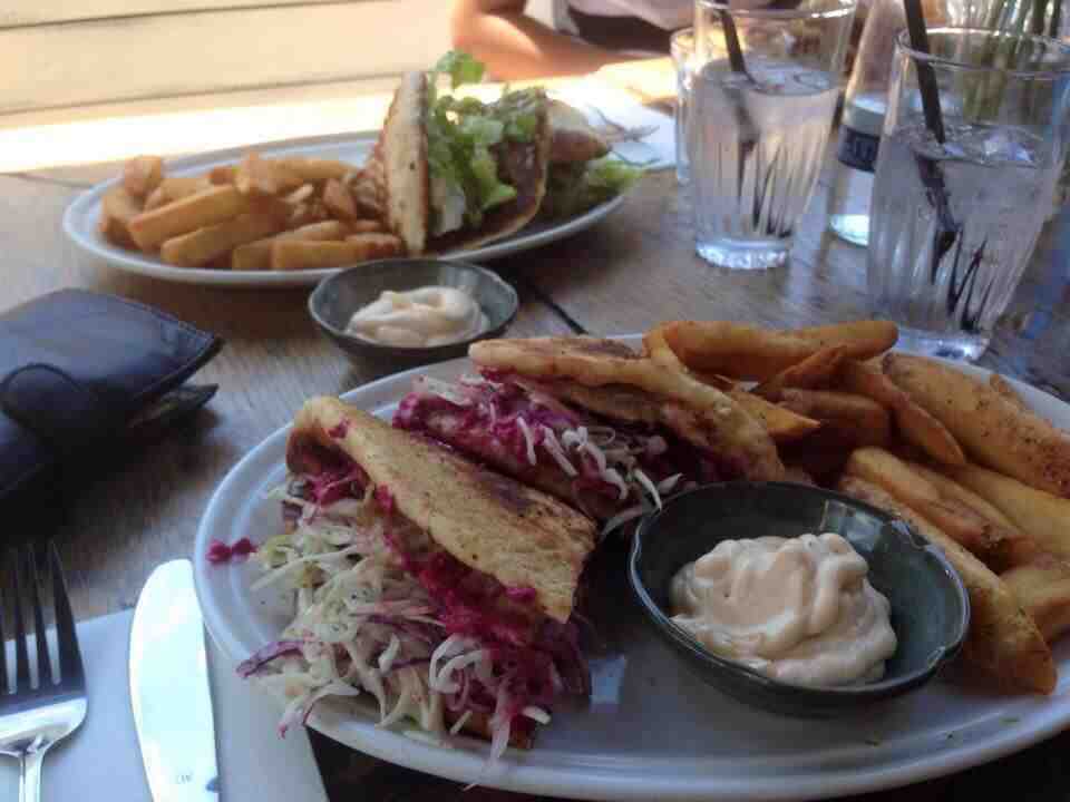 10 Best Greek Restaurants Melbourne CBD Salona