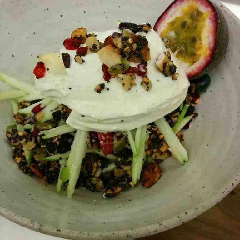 10 Best Vegetarian Restaurants Melbourne CBD Australia Laneway Greens